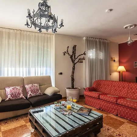 Casa de Campo Entreacebedas Rural&vacaciones, Con Jardín Privado Piscina A Un Minuto
