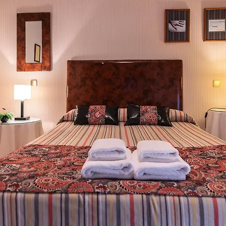 Country house Entreacebedas Rural&vacaciones, Con Jardin A Hora De Madrid Gastronomia Y Ahorro Segovia