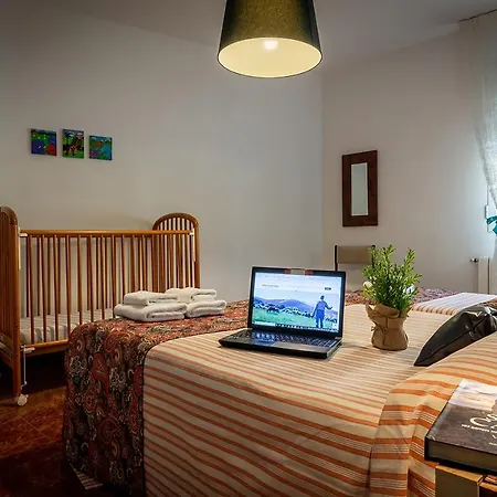Entreacebedas Rural&vacaciones, Con Jardin A Hora De Madrid Gastronomia Y Ahorro *