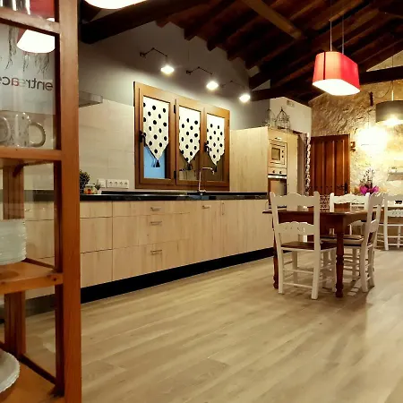 منزل ريفي Casa Rural Y Apartamento Entreacebedas I Alojamientos Con Jardin Privado, Barbacoa Y Chimeneas