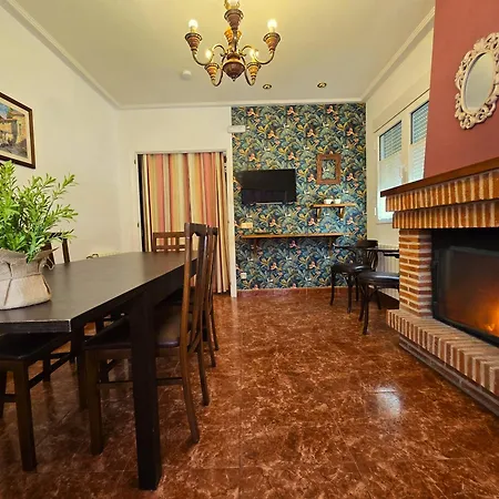 Casa Rural Y Apartamento Entreacebedas I Alojamientos Con Jardin Privado, Barbacoa Y Chimeneas شقوبية