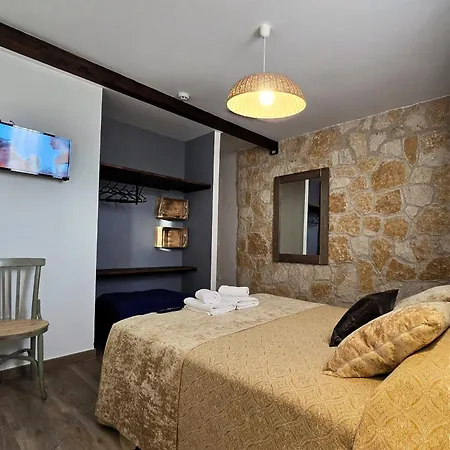 Casa Rural Y Apartamento Entreacebedas I Alojamientos Con Jardin Privado, Barbacoa Y Chimeneas شقوبية