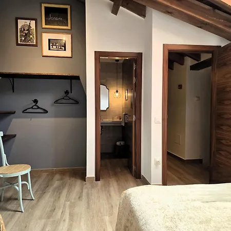Casa Rural Y Apartamento Entreacebedas I Alojamientos Con Jardin Privado, Barbacoa Y Chimeneas منزل ريفي شقوبية