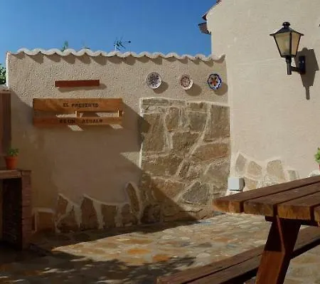 Casa Rural Y Apartamento Entreacebedas I Alojamientos Con Jardin Privado, Barbacoa Y Chimeneas * شقوبية